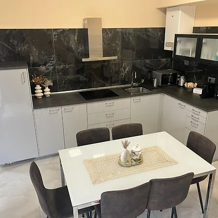 Casa Hanna2 아파트 인트라